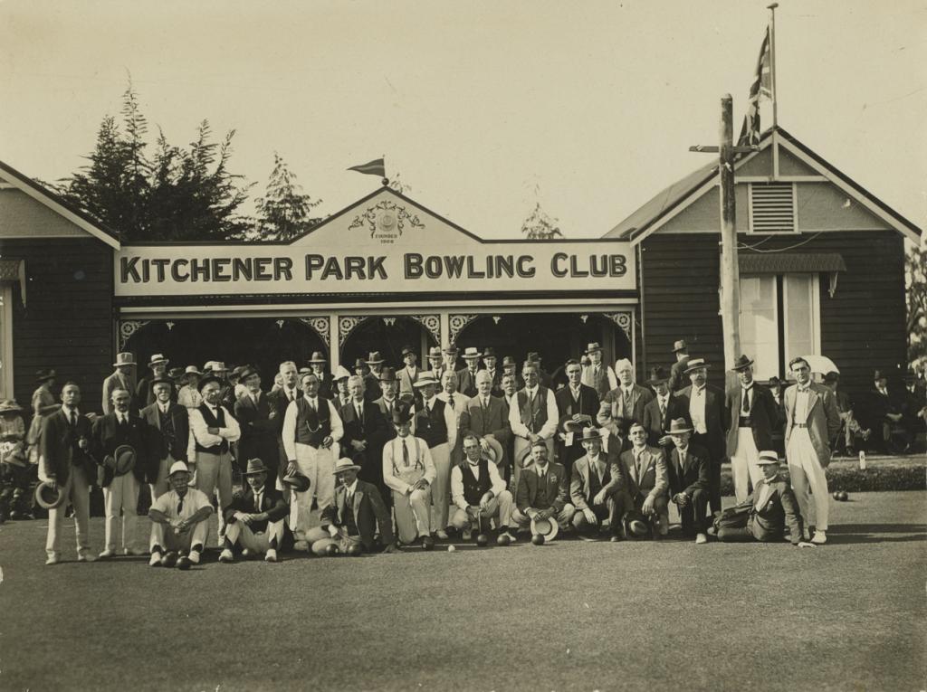PHOTOGRAPH KITCHENER PARK BOWLING CLUB, 1922 Collections WA